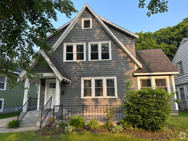 Building Photo - 2349 Union Ave SE