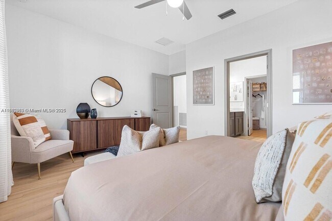 Building Photo - 13138 SW Valletta Wy