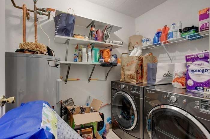 Laundry room - 8 Ledgewood Way