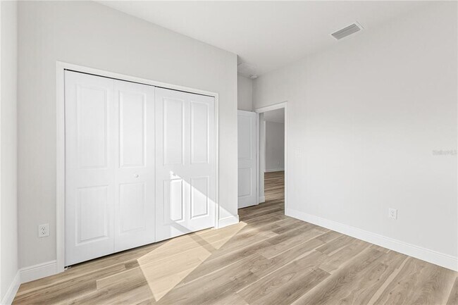 Building Photo - 17739 SW 35th Ave Rd