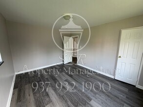 Building Photo - 404 Ryburn Ave