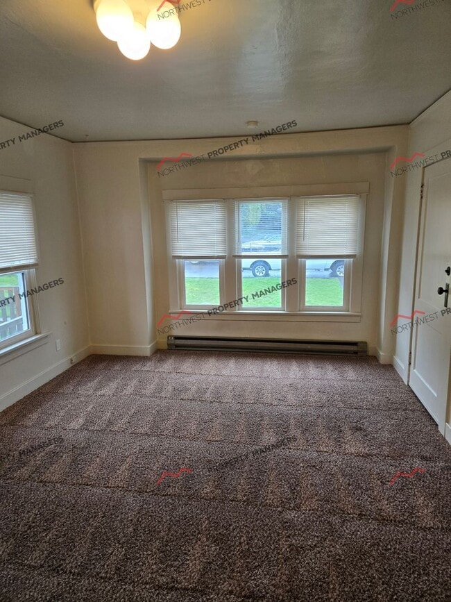 Building Photo - 357 S Market Blvd
