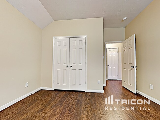 Building Photo - 21439 Palma Grove Way