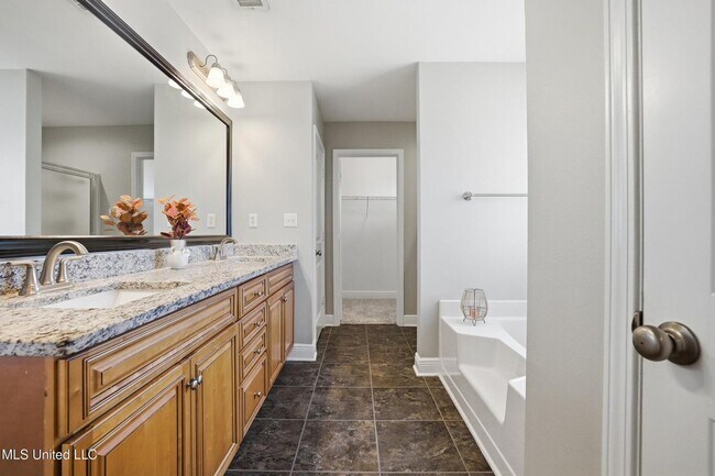 Building Photo - 125 Brackish Pl