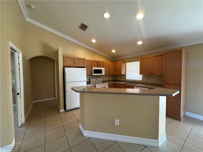 Building Photo - 3219 7th St SW