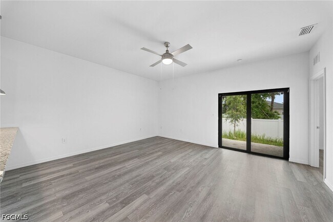 Building Photo - 4716 29th St SW