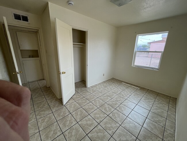 Building Photo - 7833 Hermosillo Dr