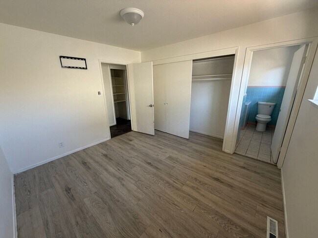 Building Photo - Spacious 4-Bedroom Home on Expansive Lot in the Outskirts of Elk Grove- MORE PHOTOS TO COME!