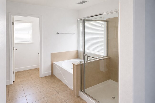 Building Photo - Beautiful South Reno Home!