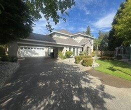 Building Photo - 360 Allenwood Ct