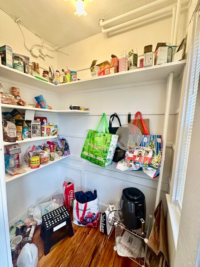 Building Photo - 135-137 Nonantum St. Unit 1