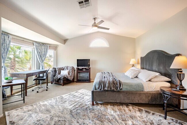 Building Photo - 8169 Sedona Sunrise Dr