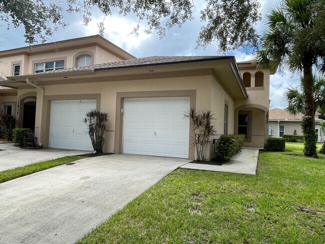 Building Photo - 1833 Pelican Dr