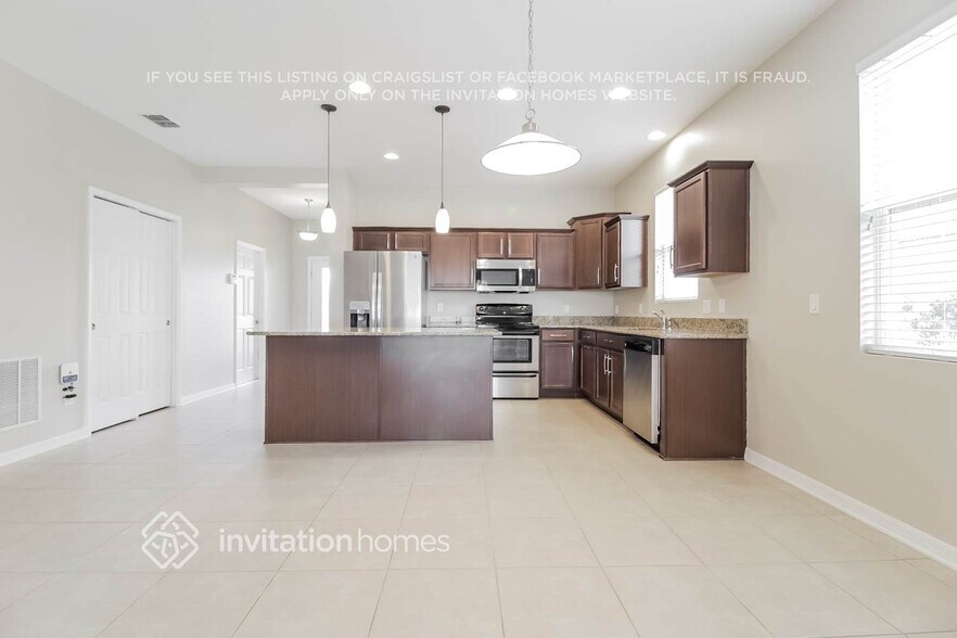 Building Photo - 3909 Eternity Cir
