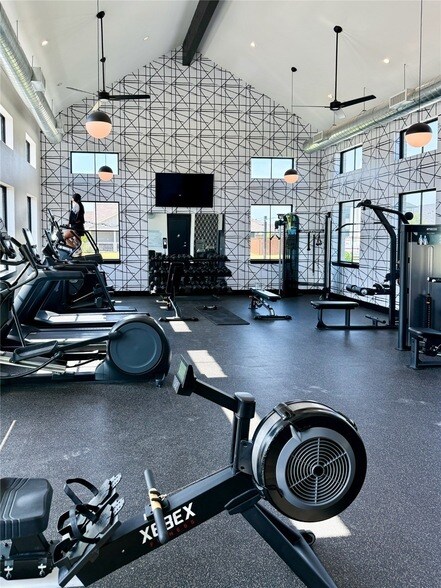 Building Photo - 3405 Pat Mayse Dr