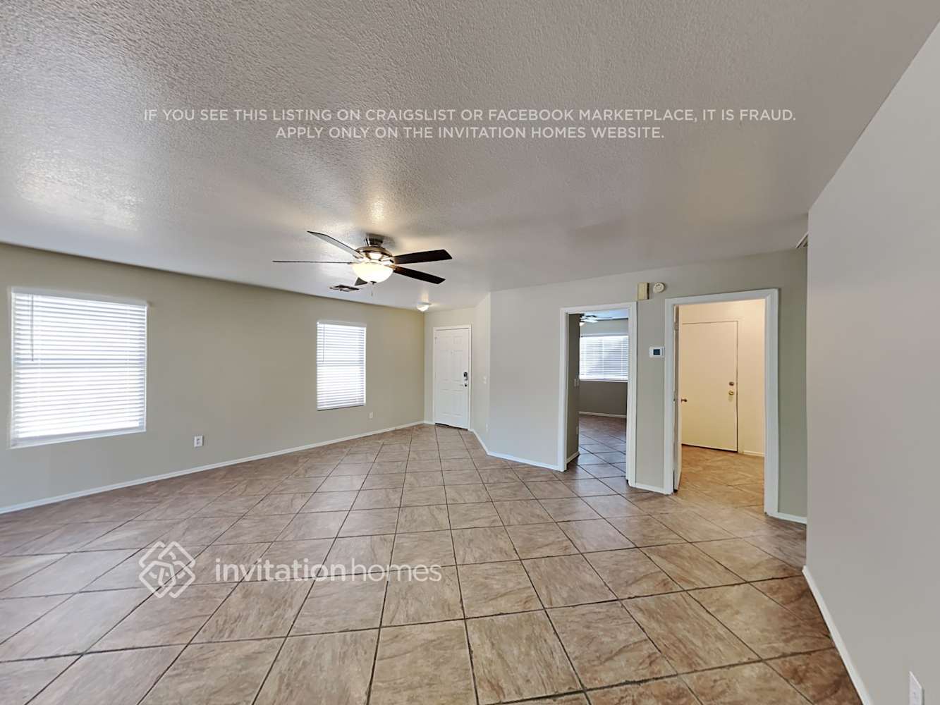 Building Photo - 10424 E Balsam Ave