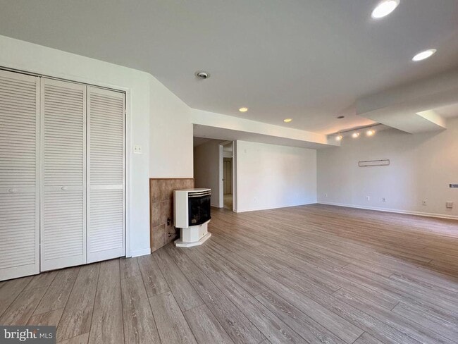 Building Photo - 3795 Raisner Ct