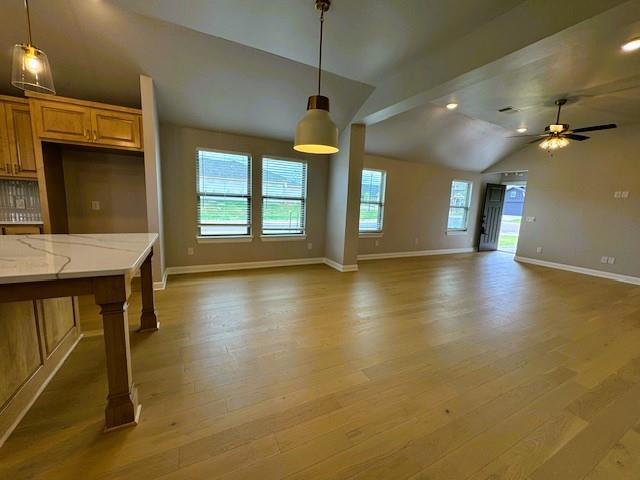 Building Photo - 626 Prairie Dr