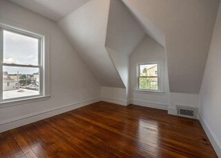 Building Photo - 40 Prentiss St