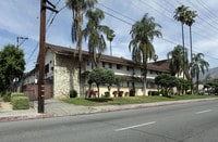 Building Photo - Del Rosa Palms Apartments