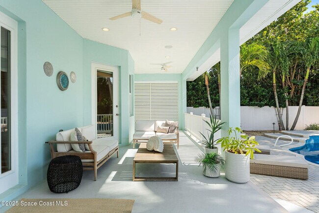 Building Photo - 133 Windemere Pl