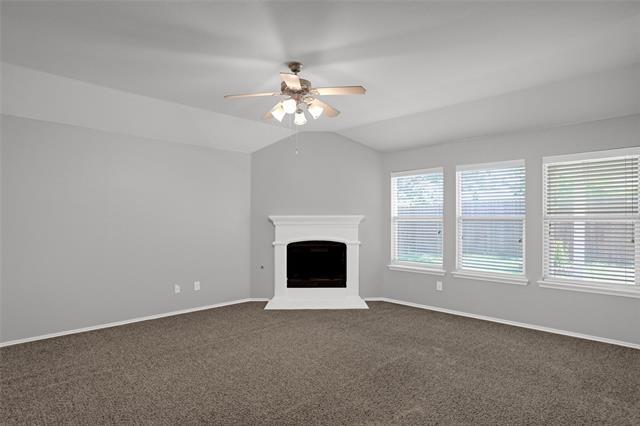Building Photo - 9613 Sleepy Hollow Dr