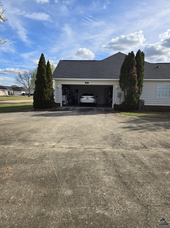 Building Photo - 101 Gailey Ct