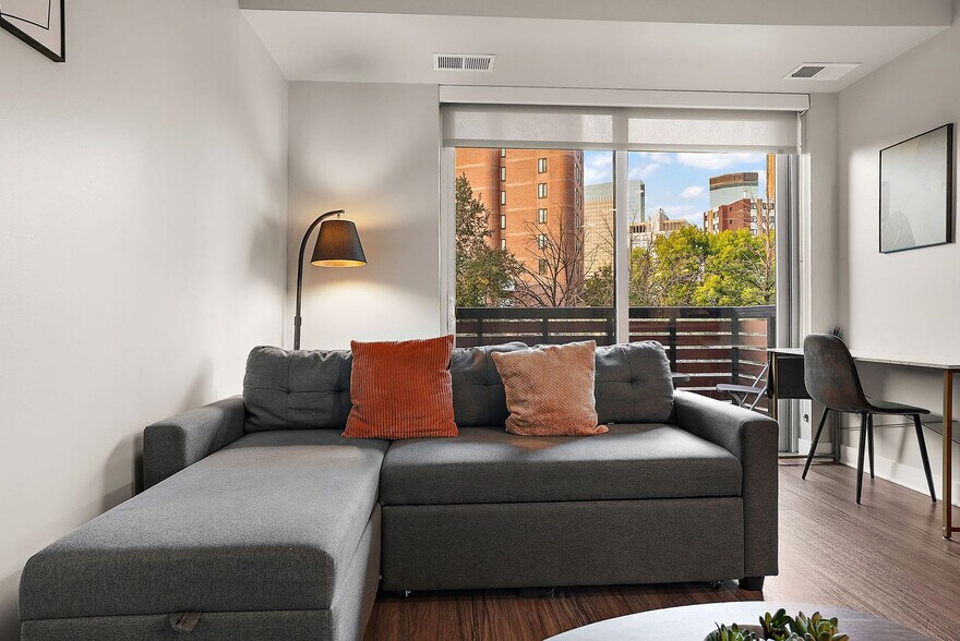 Building Photo - 1410 Nicollet Ave