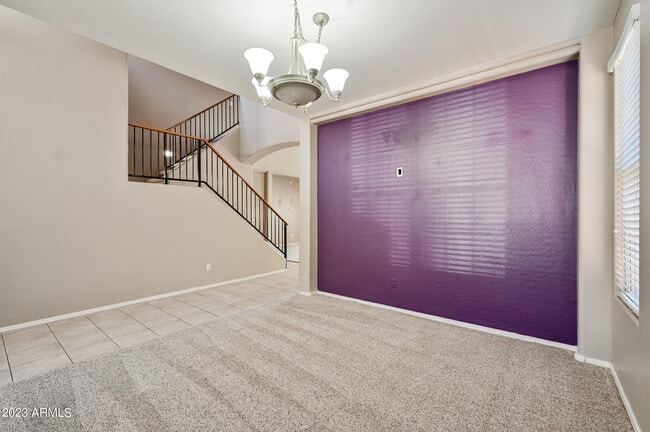 Building Photo - 1453 E Saragosa St