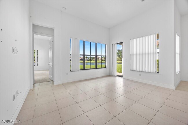 Building Photo - 5087 Salerno St