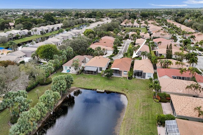 Building Photo - 16658 La Mesa Dr