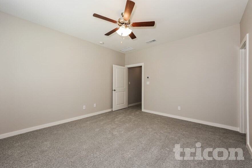 Building Photo - 3016 Songbird Ln