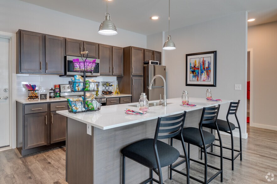 Liberty Creek Village 6929 S Sooner Rd Oklahoma City OK 73135 Apartment Finder