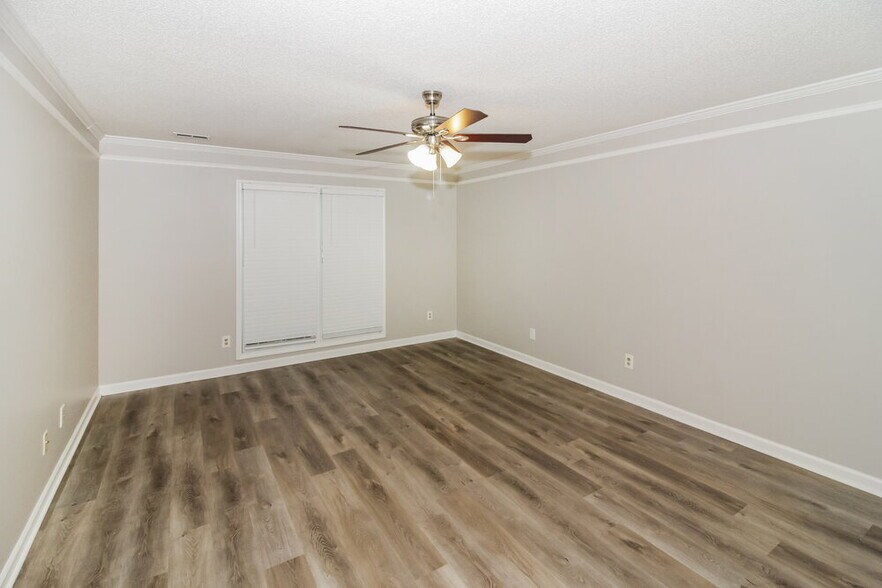 Building Photo - 1433 Siskin Dr