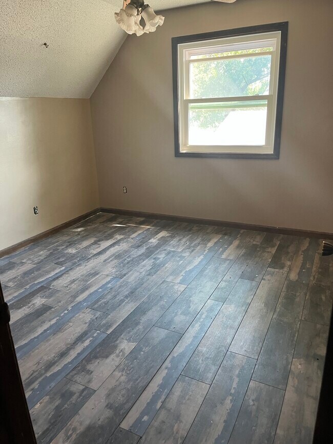 Building Photo - 203 Ranger Ave