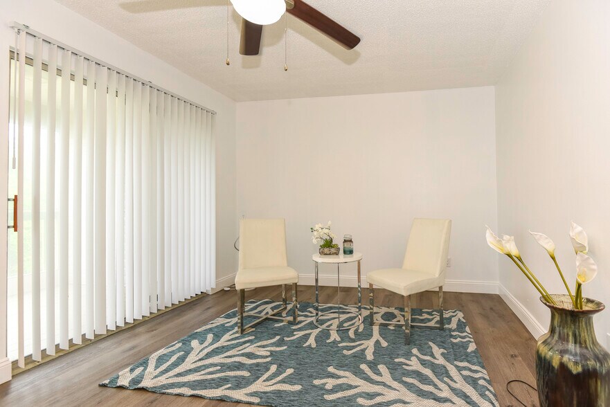 Building Photo - 1600 Big Tree Rd