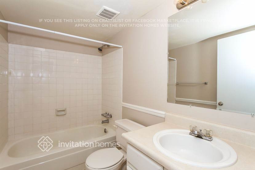 Building Photo - 19691 E Purdue Cir