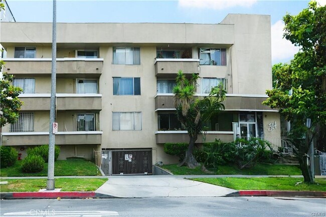 Building Photo - 514 S Harvard Blvd