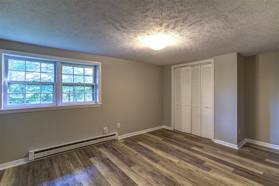 Building Photo - 151 Green Briar Ln