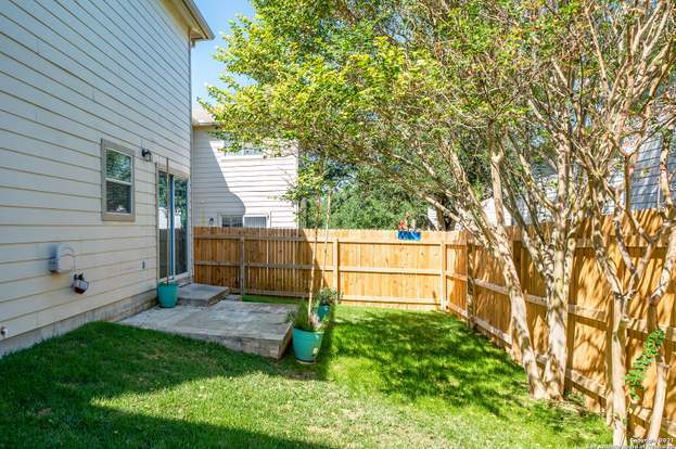 Building Photo - 16134 Branching Oaks