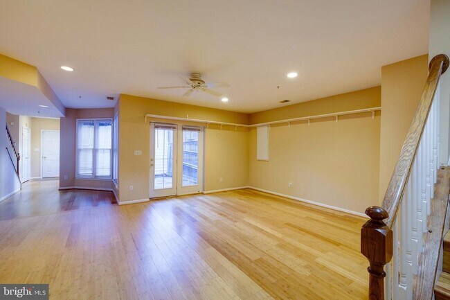 Building Photo - 303 Inspiration Ln