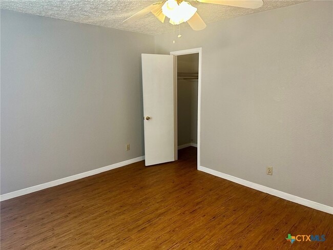 Building Photo - 1103 Hillyer St