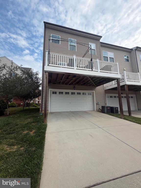 Building Photo - 9449 Virginia Jane Way