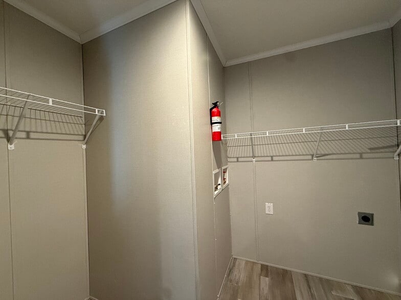 Building Photo - 29811 W Essex Ct