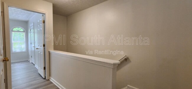 Building Photo - 3021 Waldrop Cir