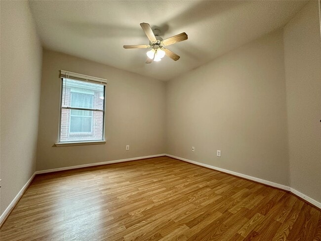 Building Photo - 21907 Willow Downs Dr