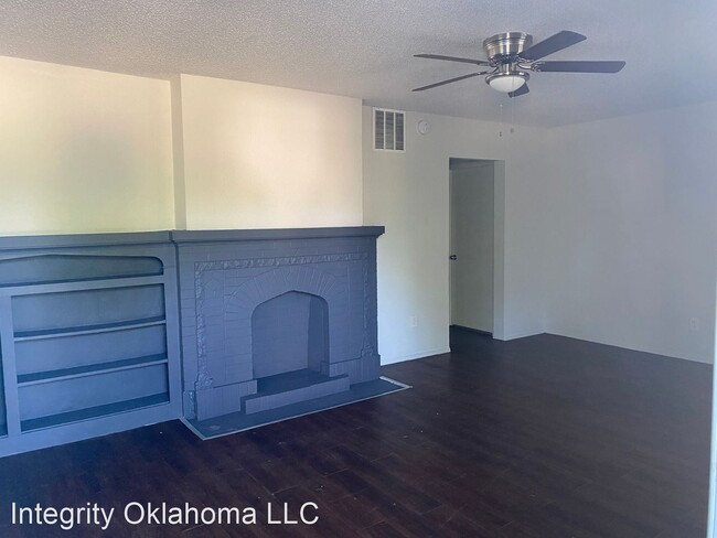 Building Photo - 2 br, 1 bath House - 907 N. Indiana
