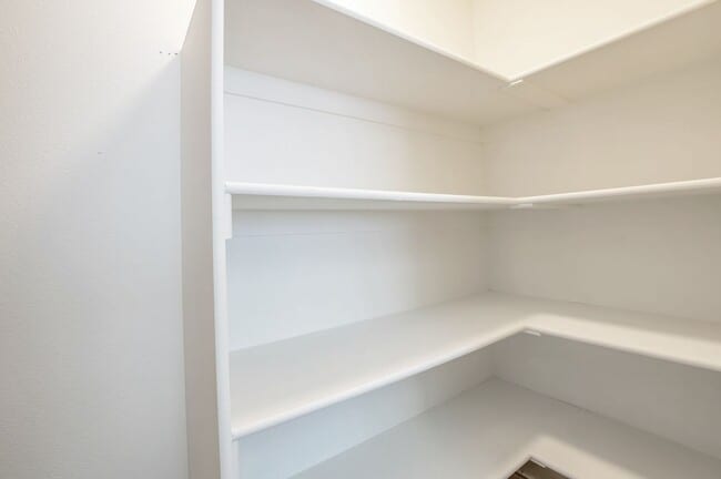 Building Photo - Newly Updated Pet Friendly 3 Bed - 2 Bath Home in Clinton - Fully Fenced Yard - Available NOW!