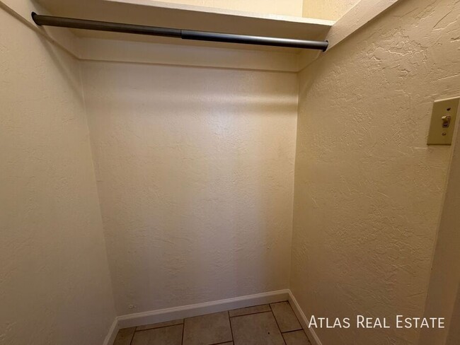 Building Photo - 1932 S Campbell Ave