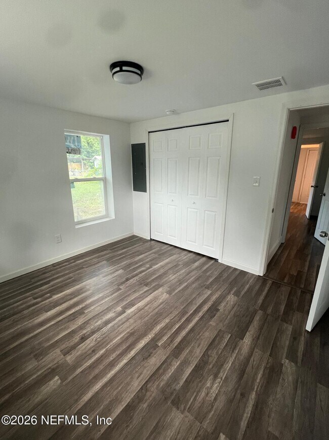 Building Photo - 8319 Dandy Ave